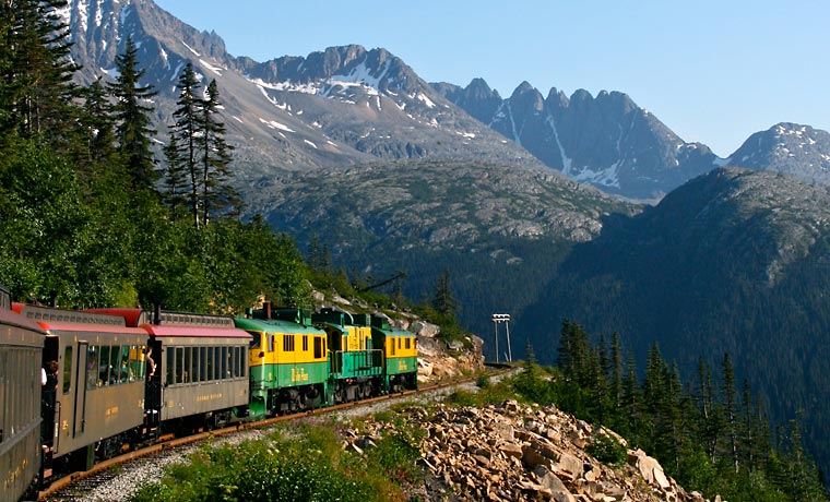 Skagway-Whitehorse Train/Bus Connection via Fraser