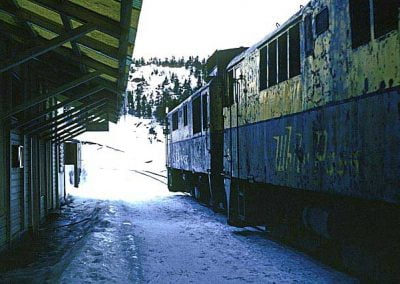 Two GE's standing at Bennett station. Location:Bennett. Milepost:MP46.6. Date:27846