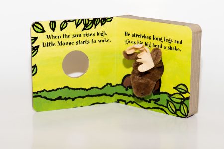 DSC05169 Little Moose Finger Puppet Book Interior