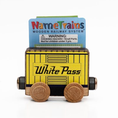 White Pass Wooden Mag Train Toy